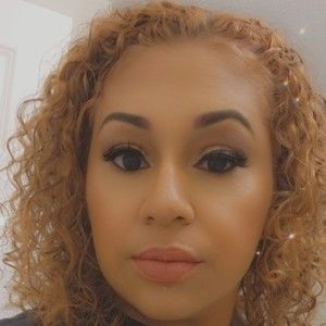 Meet your Posher, Jamila